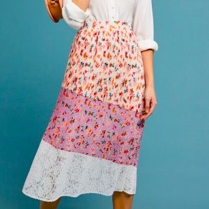 NWOT Anthropologie Laia floral pleated skirt M